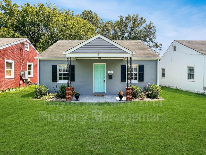 Richmond House: 1135 Sumpter St