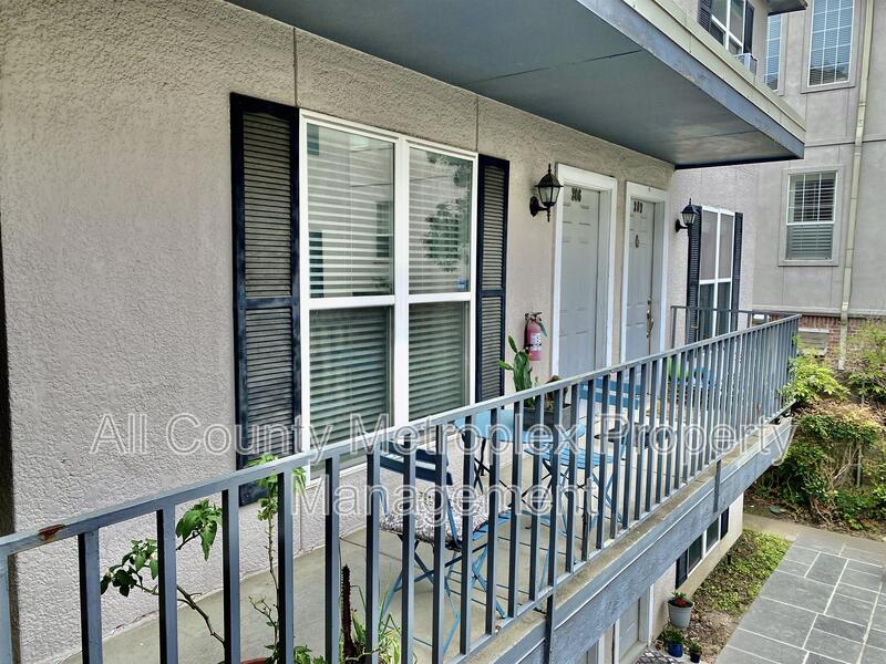 Main image for 4520 Holland Avenue #206