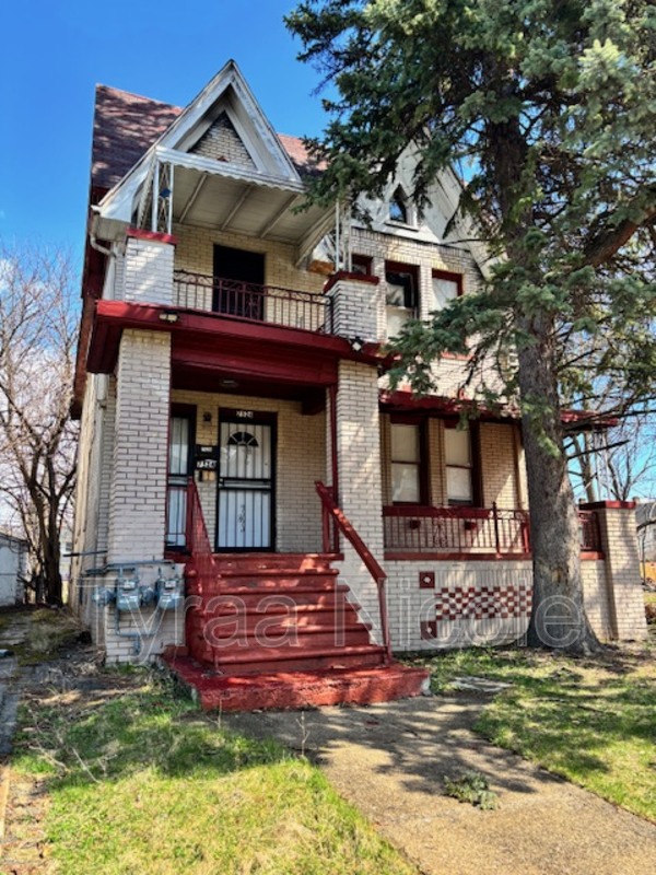 Detroit House: 7424 Wykes Street