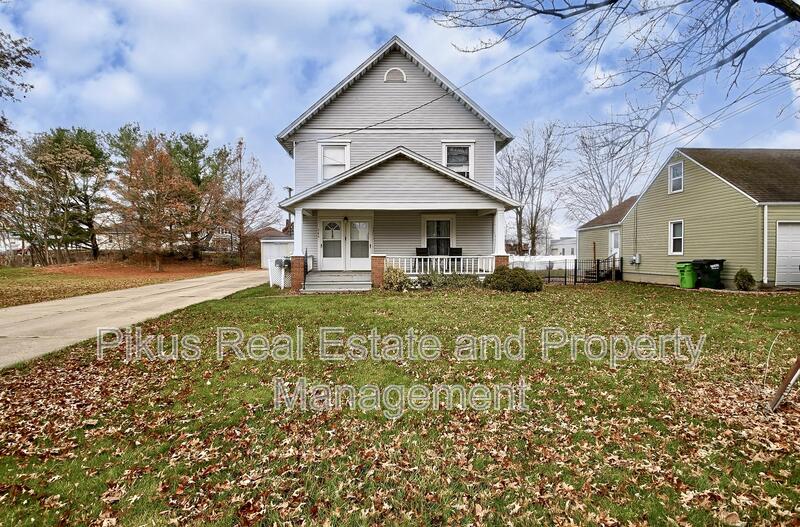 Request a Viewing for 389 Orchard Avenue Northeast Tenant Turner