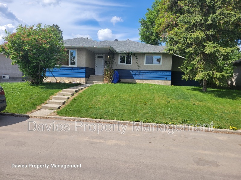 Edmonton House: 9620 75 Street NW