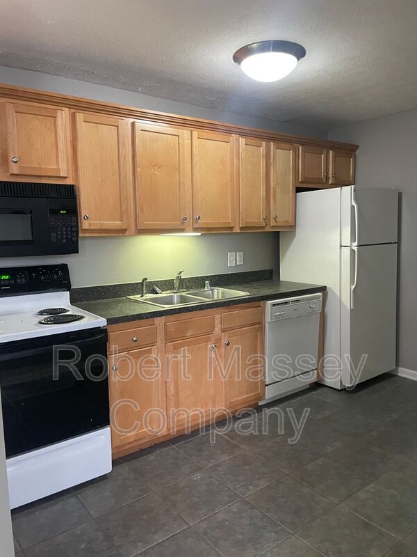 Louisville Condo: 1829 Edenside Avenue