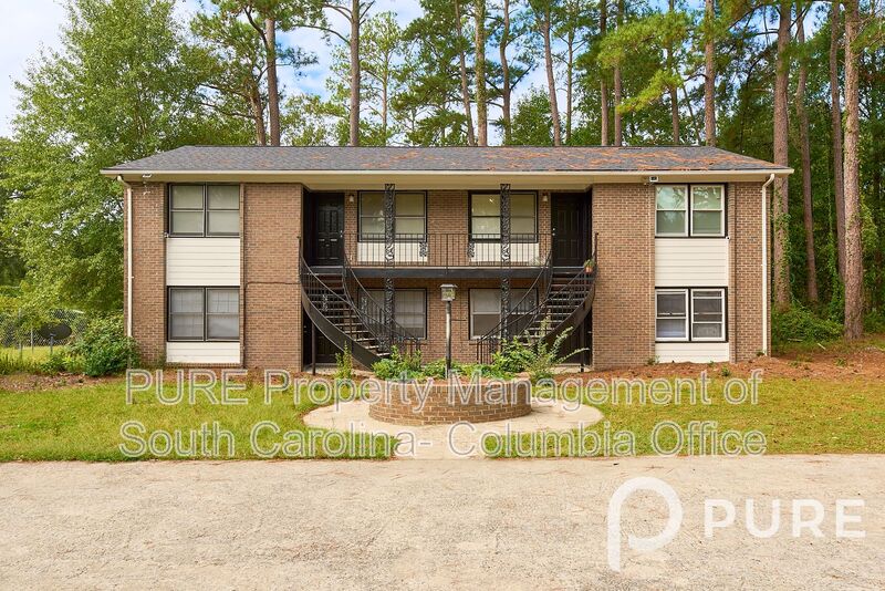 Columbia Condo: 215 Windsor Point Road