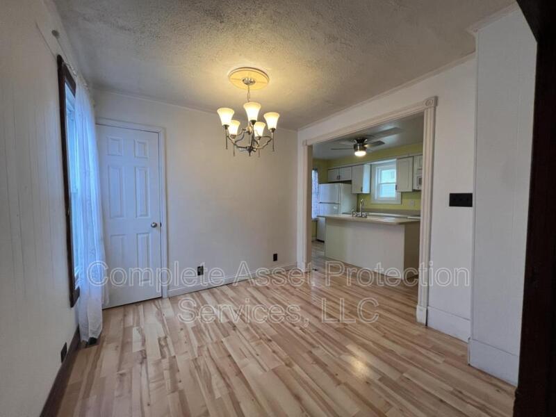 Chesterton House: 257 S 20th St