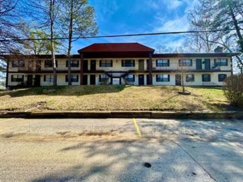 Evansville Condo: 1618 Speaker Road