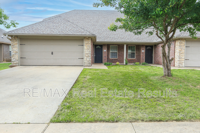 Bentonville Condo: 3509 SW Deerfield Blvd