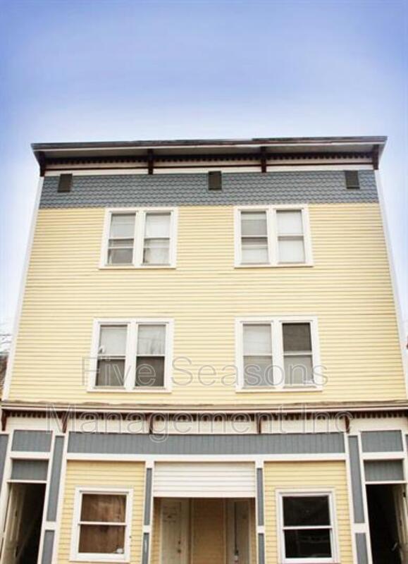 Burlington Condo: 69 King Street - A