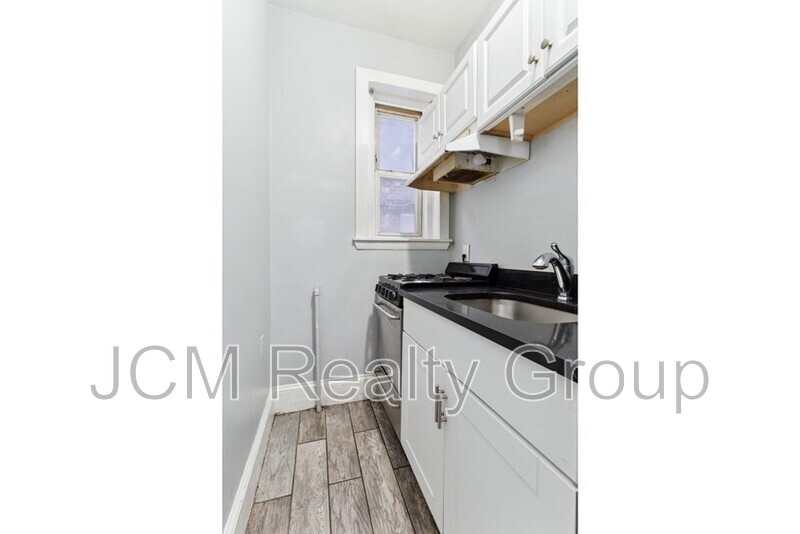Malden Condo: 280 Cross