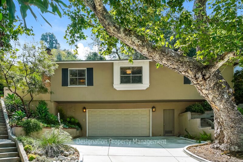 Pasadena House: 360 Glenullen Dr
