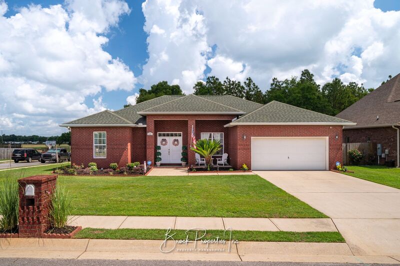 Pace House: 4395 Winners Gait Cir.