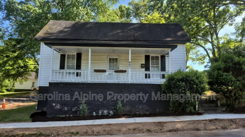 Shelby House: 401 Gardner St