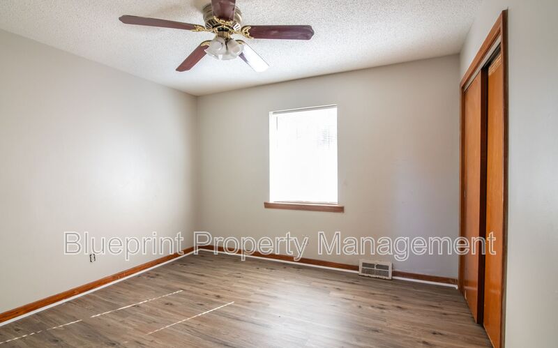 Fairfield House: 416 Ridgewood Avenue