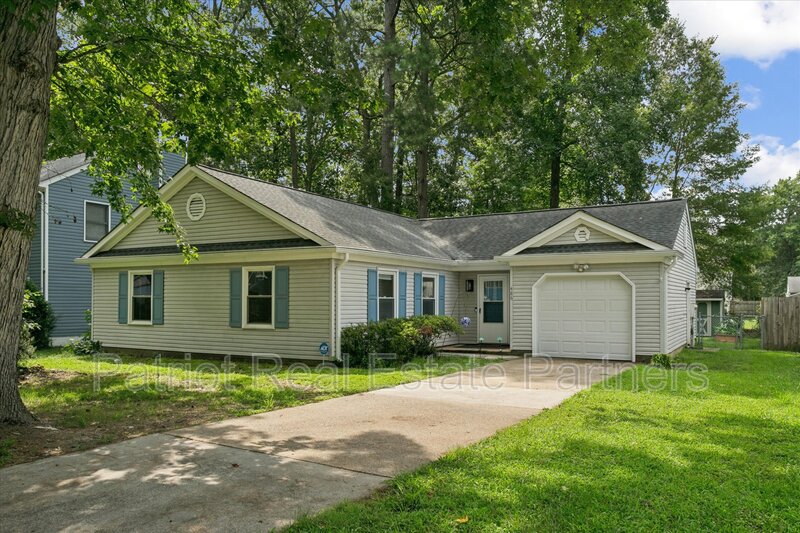 Newport News House: 486 Wyn Drive