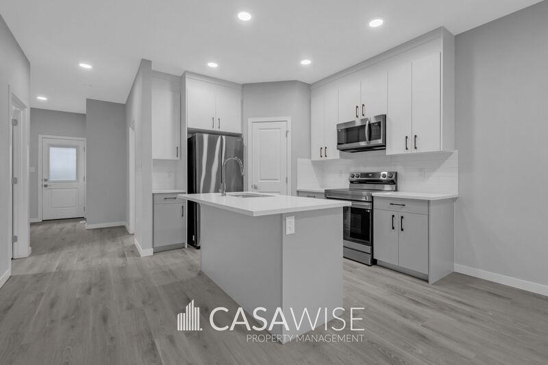 Edmonton House: 11927 125 Street Northwest