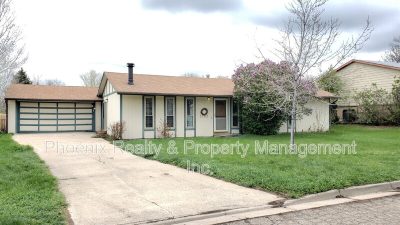 Boulder House: 1362 Tipperary Street