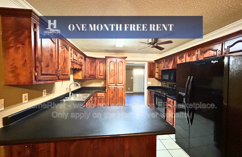 Decatur Townhome: 2311 Williamsburg Ct SW