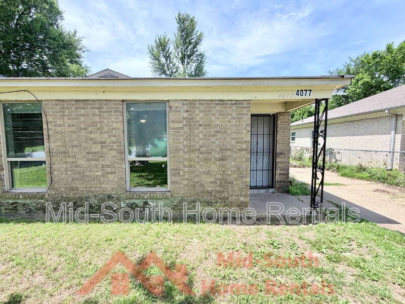 Memphis House: 4077 Forest View Dr