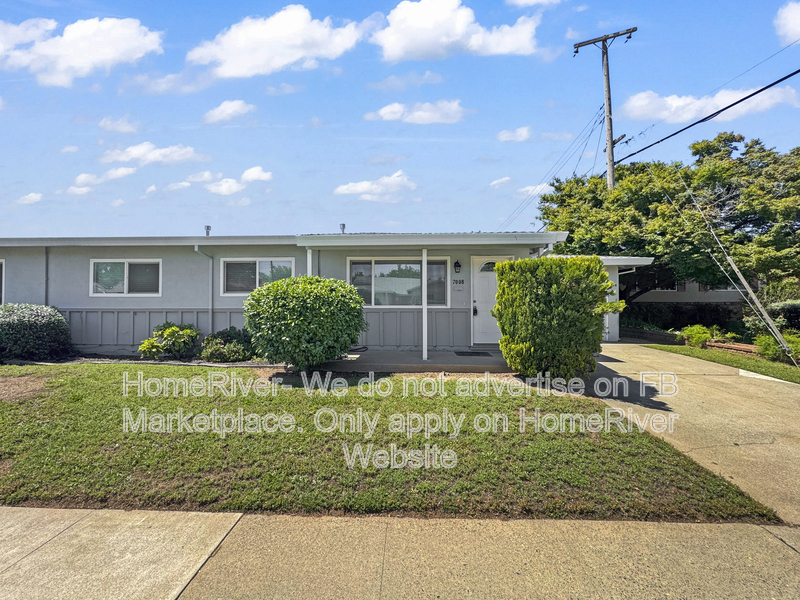 Sacramento Condo: 7008 Maita Cir