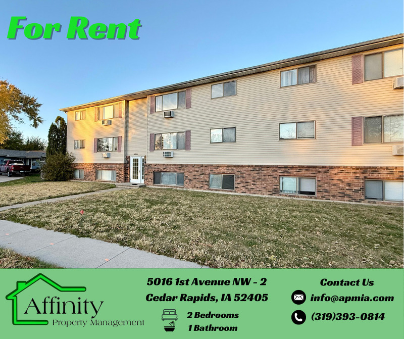 CEDAR RAPIDS Condo: 5016 1st Ave NW