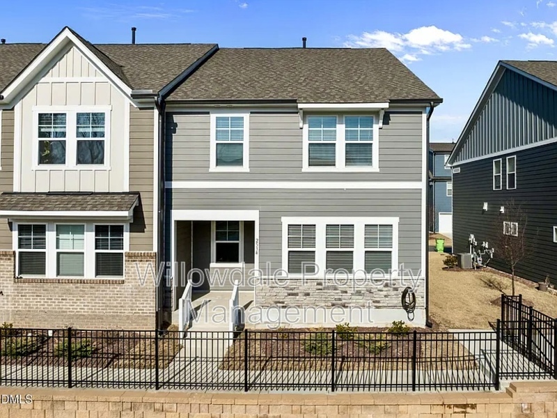 Apex Townhome: 2534 Hutch Ln