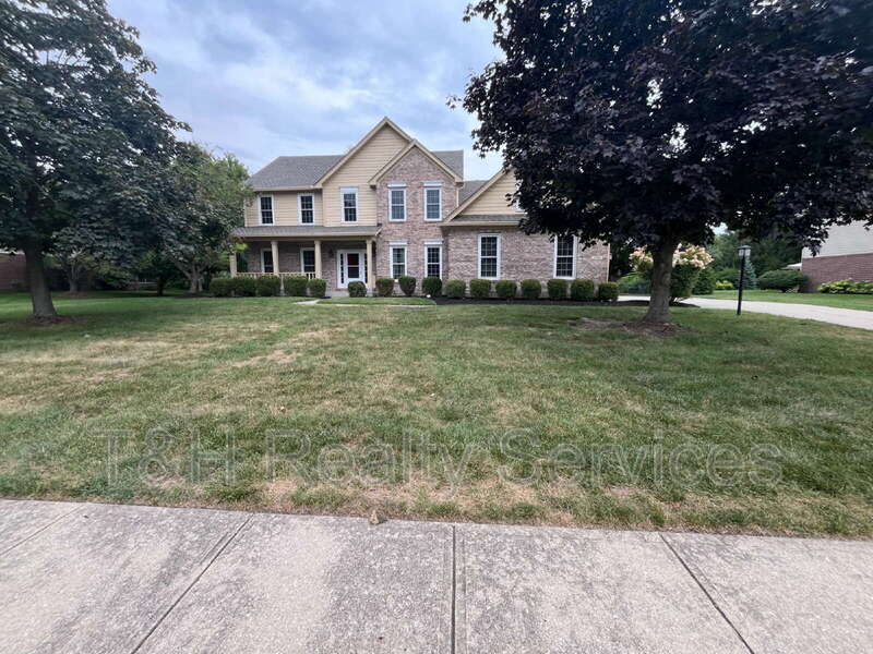 Carmel House: 11451 Sutton Place Drive East