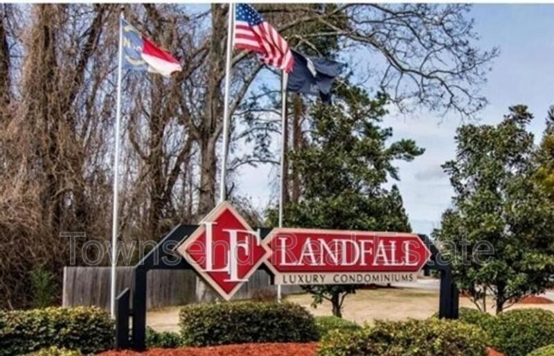 Fayetteville House: 621 Marshtree Ln.