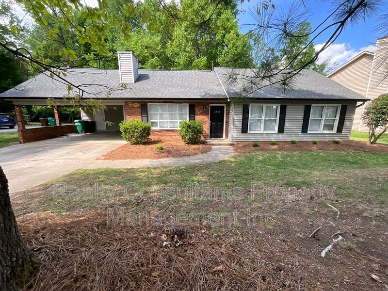 High Point House: 2553 Old Mill Road