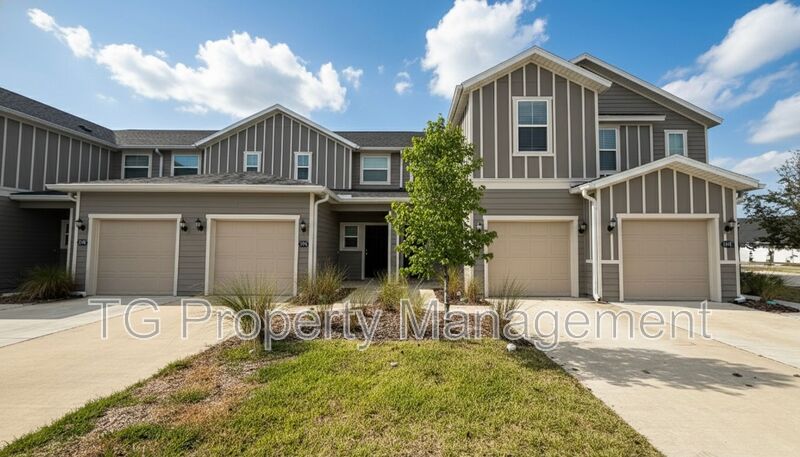 Jacksonville Townhome: 11792 Junegrass Rd