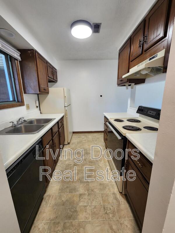 Lincoln Condo: 1215 A St