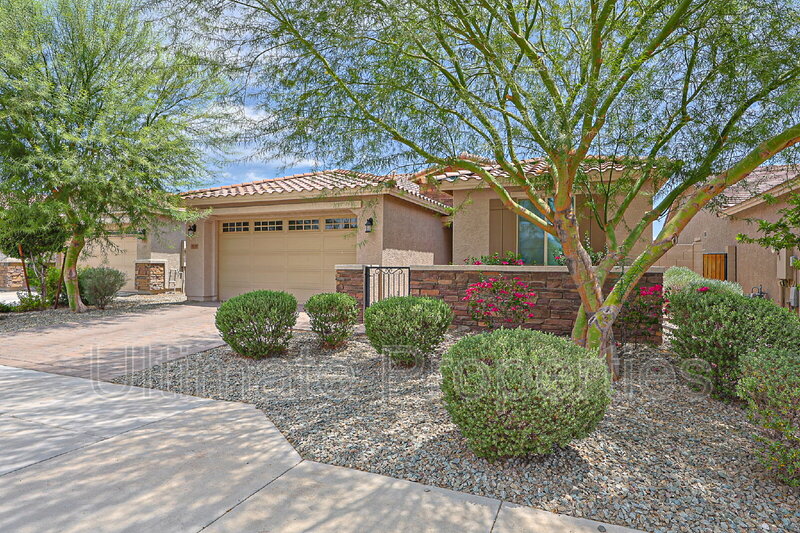 Litchfield Park House: 5155 N 187th Ln
