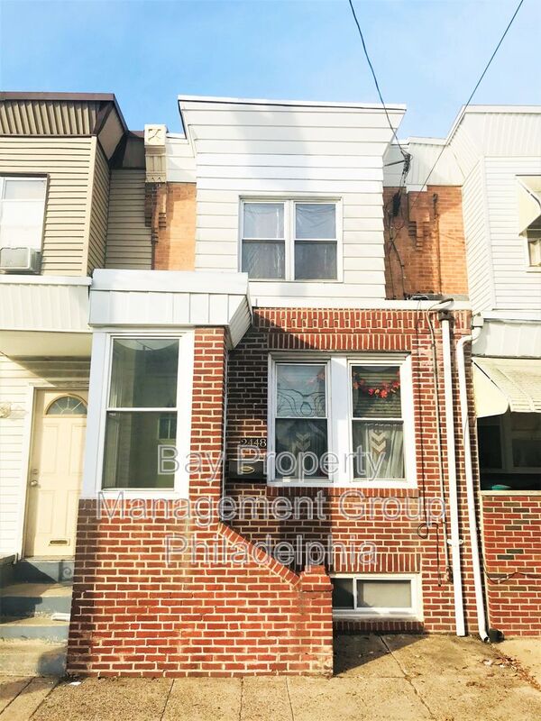 Philadelphia House: 2448 S 2nd St
