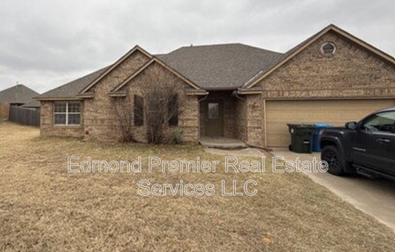 Choctaw House: 12797 Se 21st Ct