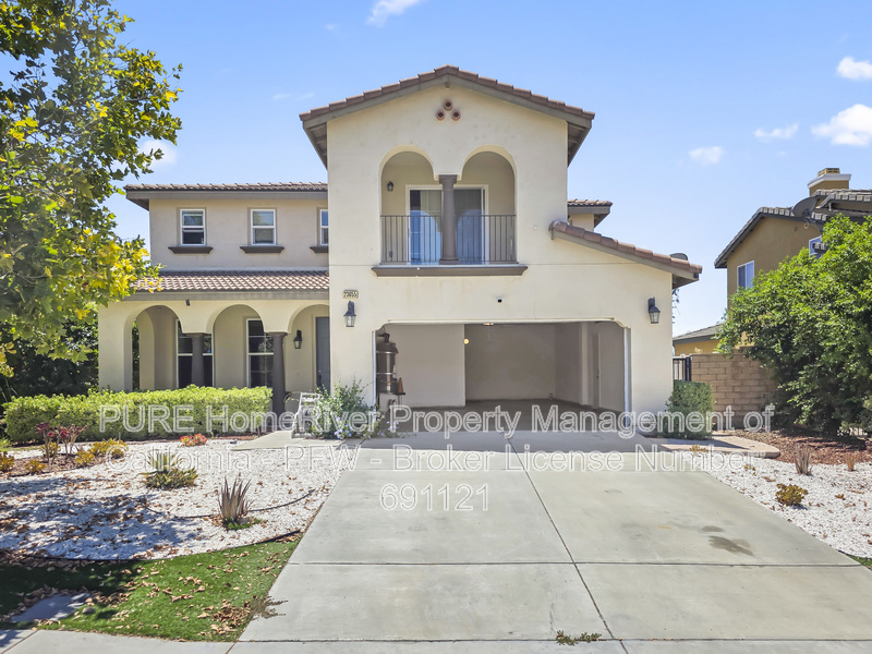 Wildomar House: 23655 Glazebrook Rd