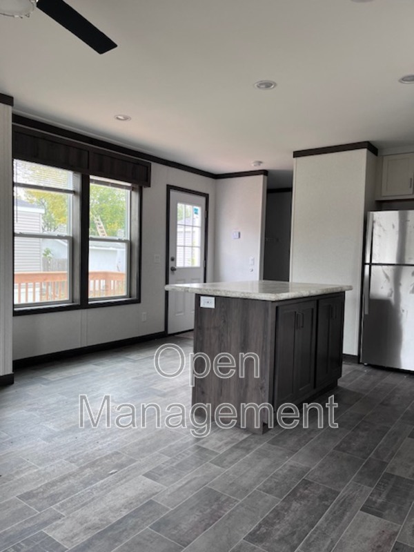 Ankeny House: 2301 Southwest Oralabor Road