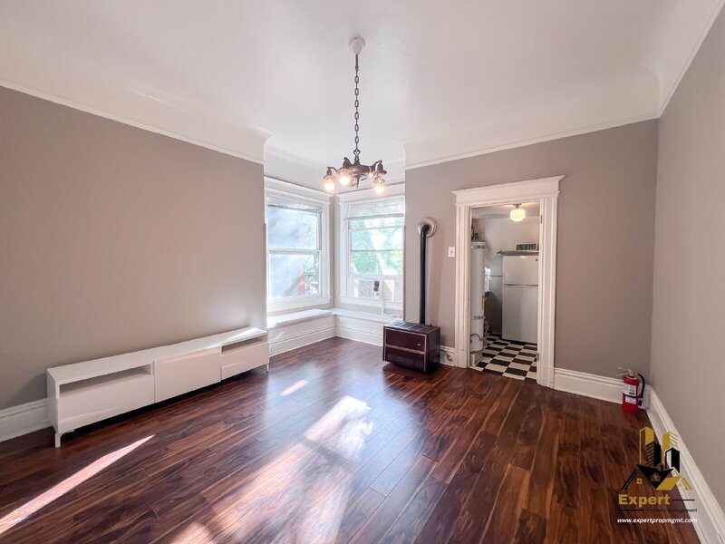 Sacramento Condo: 1708 16th St