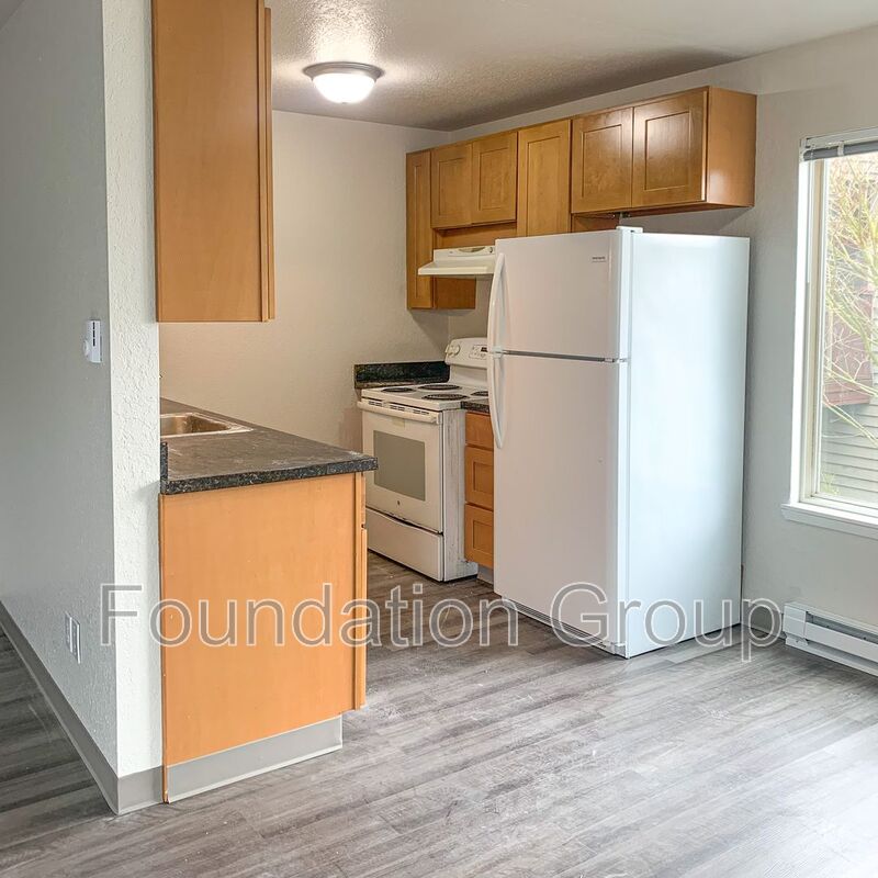 Seattle House: 10521 Midvale Ave N