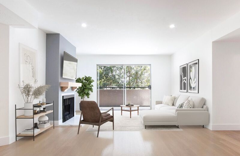 Los Angeles House: 12420 Woodgreen St