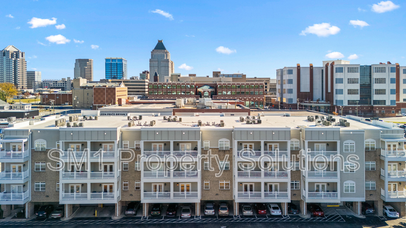 Greensboro Condo: 605 West Market Street - 1