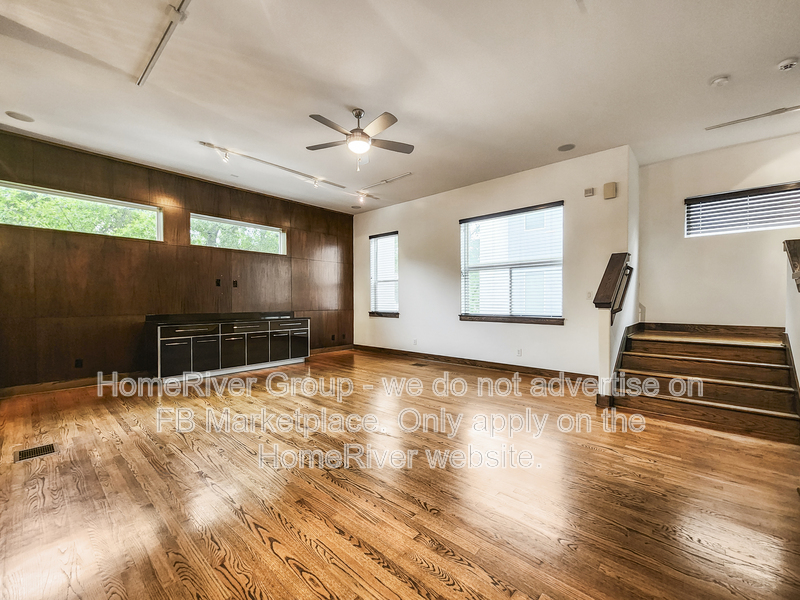 Houston Townhome: 1818 Prospect St