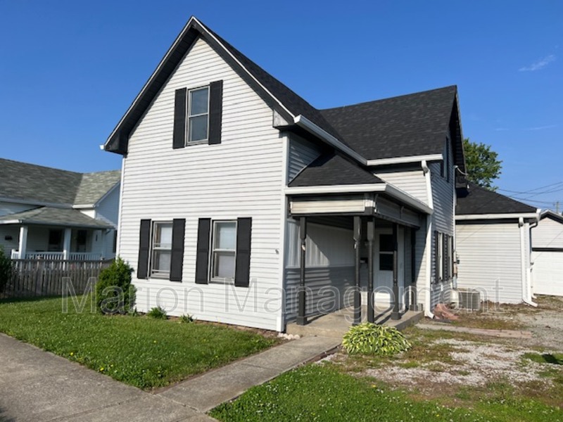 Lebanon House: 718 South Lebanon Street