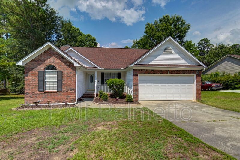 Irmo House: 212 Brookstone Way
