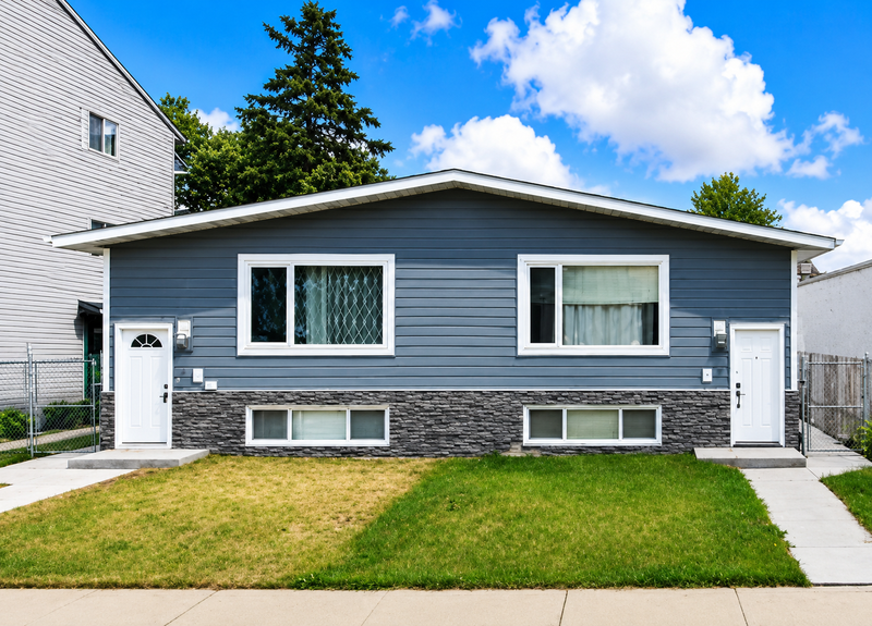 Edmonton House: 10135 161 St. NW- Upstairs