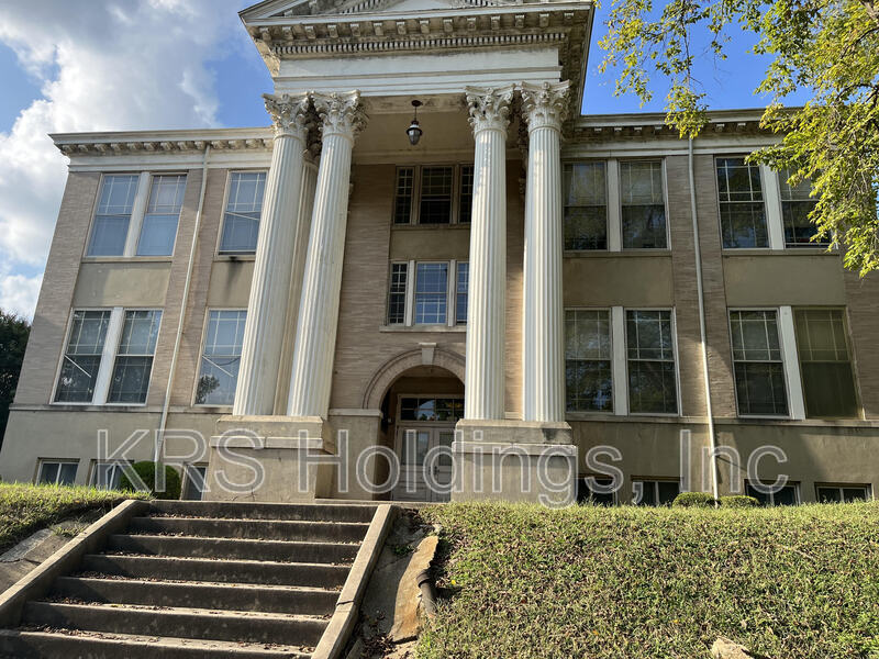 Petersburg VA Condo: 633 West Washington St