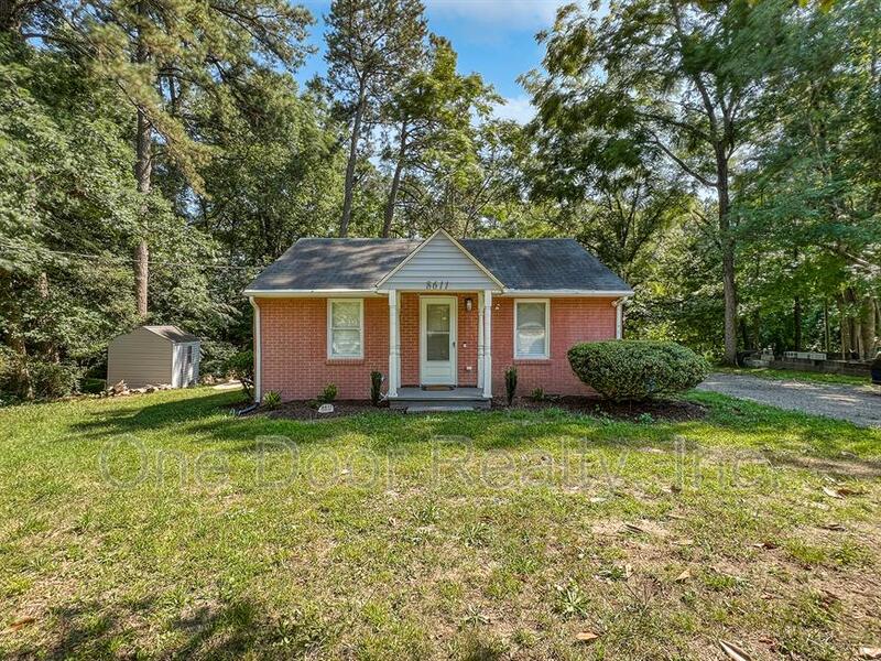 Toano House: 8611 Richmond Road