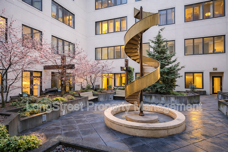 Portland House: 1420 NW Lovejoy St