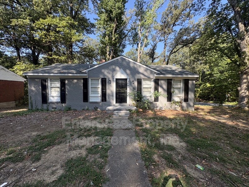 Primary photo of 3645 W Sutton Dr, Memphis, TN 38127