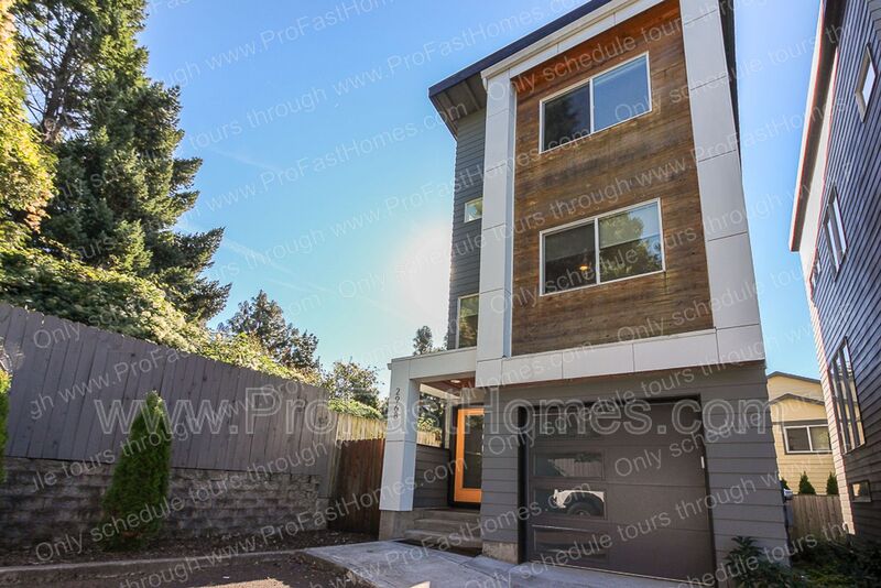 Portland House: 2968 Se 92nd Ave