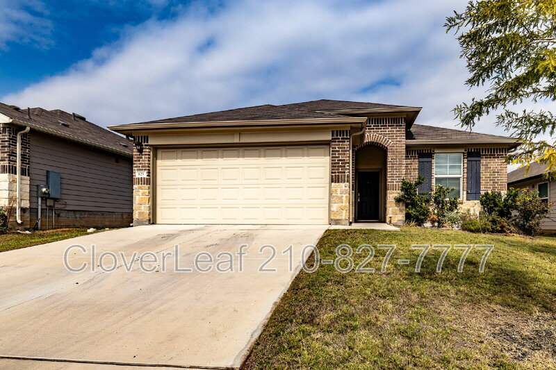 Seguin House: 825 Gerardia Ct