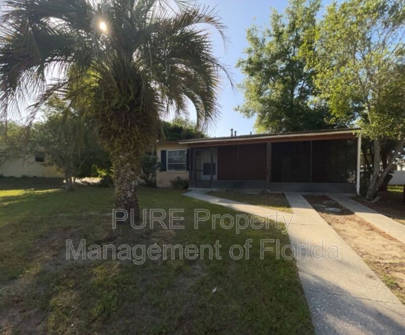 Citrus Springs House: 1922 W Freeman Place