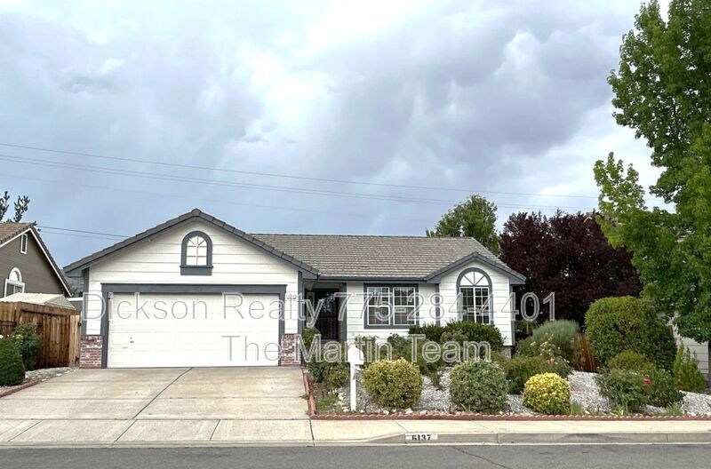 Reno House: 6137 Greenbrook Drive